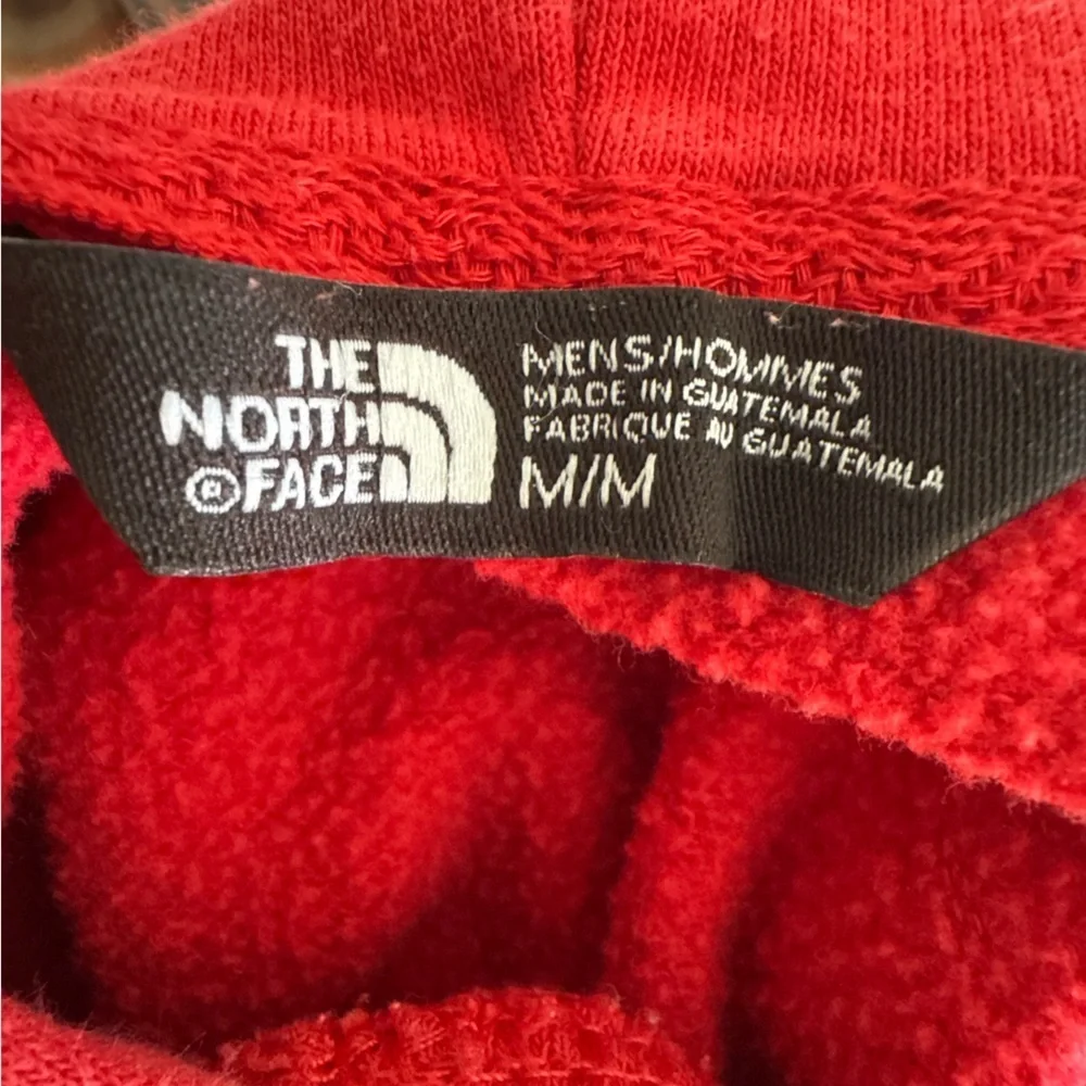 The North Face Men’s Red Osito Fleece Hoodie Pullover M Unisex Cozy Jacket